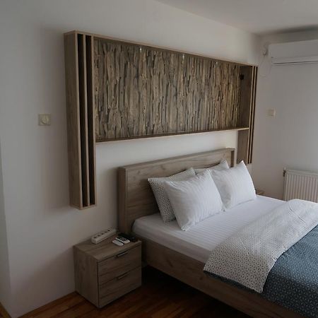 Nice Apartment Ni Esterno foto