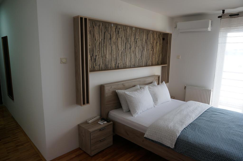 Nice Apartment Ni Esterno foto